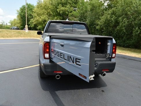 Used 2024 Honda Ridgeline TrailSport image 39