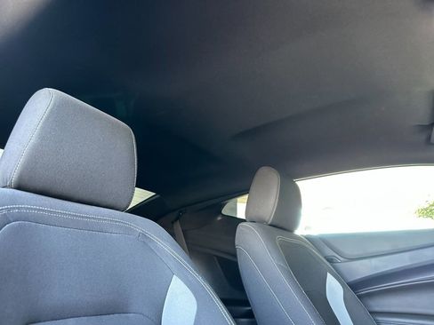 Used 2022 Chevrolet Camaro LT RWD image 15