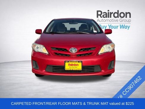 Used 2012 Toyota Corolla LE FWD image 2