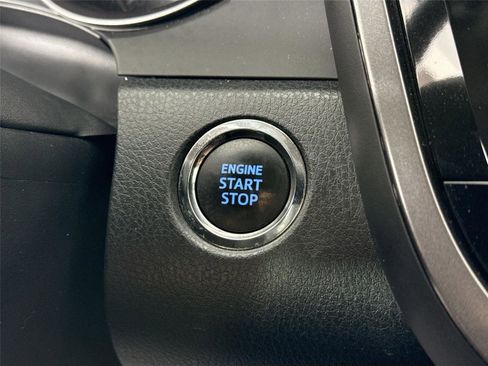 Certified 2023 Toyota Camry SE w/ Convenience Package image 20