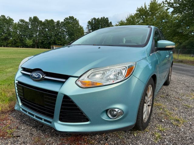 Used 2012 Ford Focus SEL FWD image 1
