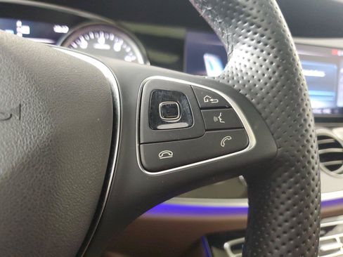 Used 2017 Mercedes-Benz E 400 4MATIC Wagon image 26