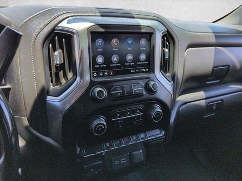 Used 2023 Chevrolet Silverado 3500 LT AWD/4WD image 19