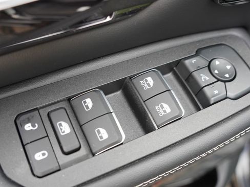 Certified 2025 RAM 1500 Limited AWD/4WD image 26