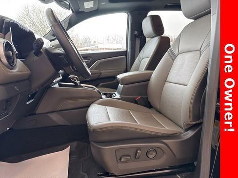 Used 2024 Chevrolet Colorado ZR2 w/ ZR2 Convenience Package III image 4