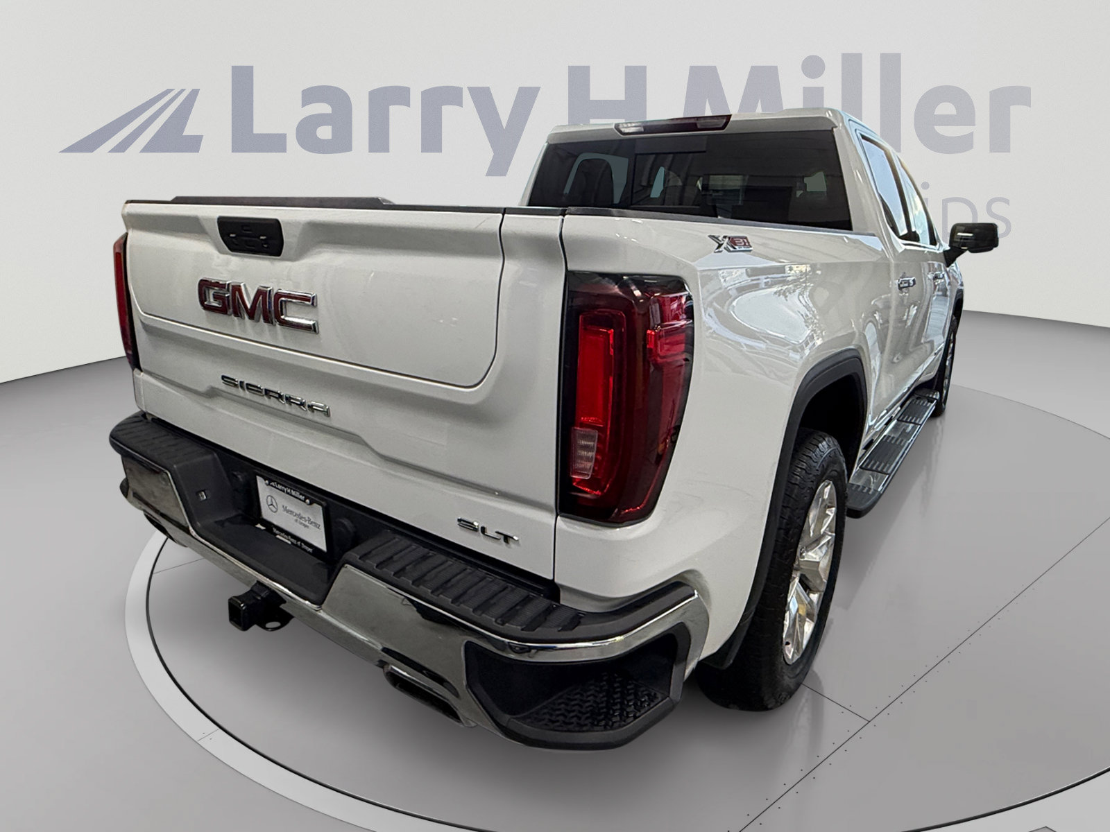Used 2021 GMC Sierra 1500 SLT w/ SLT Premium Package AWD/4WD image 5