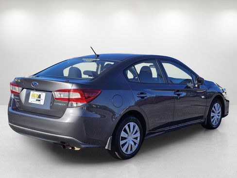 Used 2018 Subaru Impreza 2.0i image 5