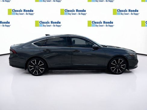 Certified 2023 Honda Accord Touring image 9