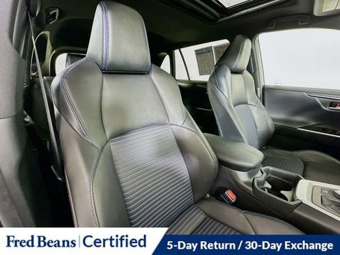 Used 2021 Toyota RAV4 XSE AWD/4WD image 31