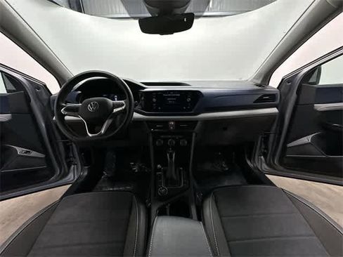 Certified 2023 Volkswagen Taos SE image 19
