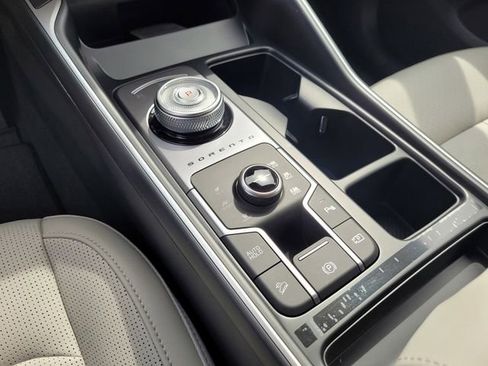 New 2026 Kia Sorento EX AWD/4WD image 11