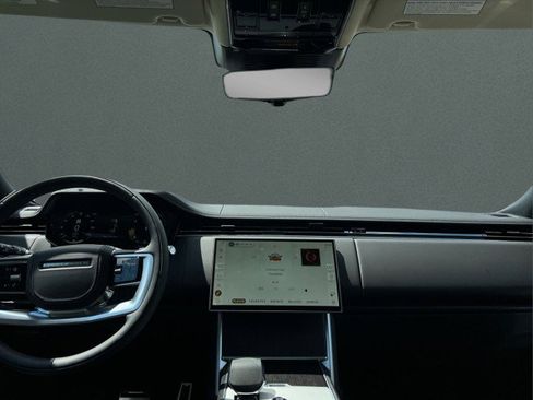 New 2025 Land Rover Range Rover Long Wheelbase SE image 20