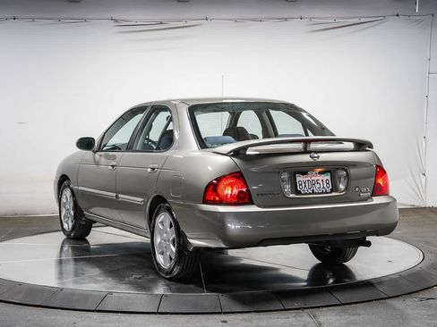 Used 2006 Nissan Sentra 1.8 S w/ (J01) Sunroof Pkg FWD image 2