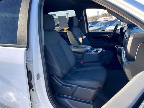 Used 2024 Chevrolet Silverado 2500 LT image 10