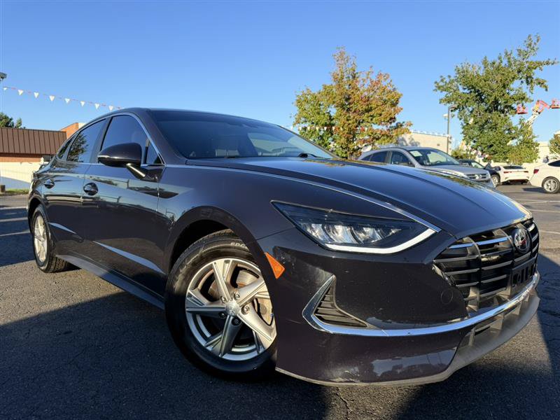 Used 2023 Hyundai Sonata SE FWD image 2