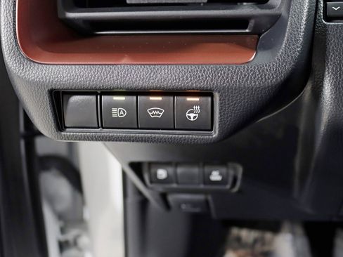 Used 2023 Toyota Prius Prime SE image 15