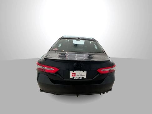 Used 2020 Toyota Camry SE FWD image 7