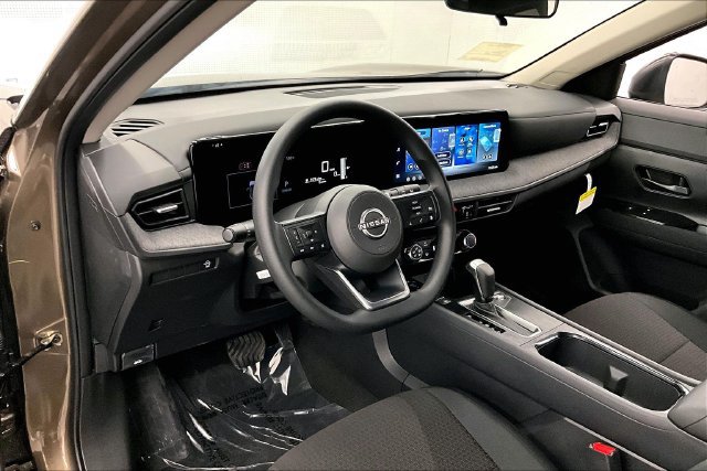 New 2027 Nissan Kicks S FWD image 7