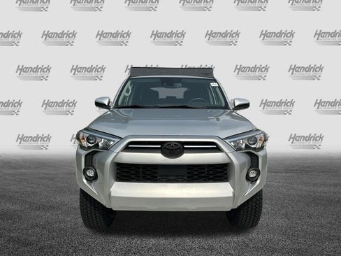 Used 2021 Toyota 4Runner SR5 AWD/4WD image 3