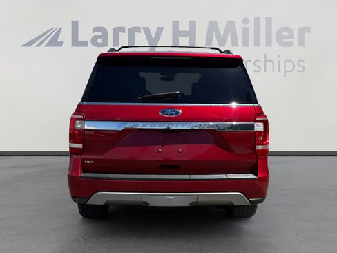 Used 2020 Ford Expedition XLT w/ Equipment Group 202A RWD image 4