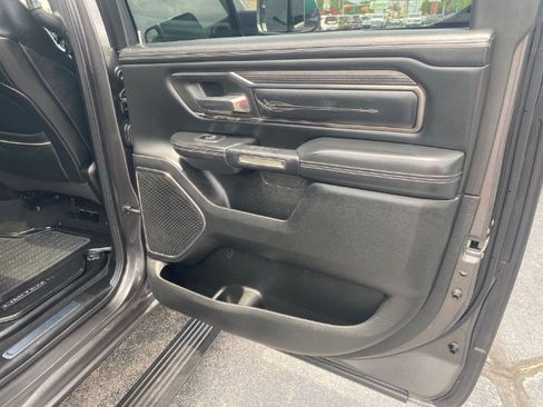 Used 2019 RAM 1500 Limited w/ Advanced Safety Group AWD/4WD image 15
