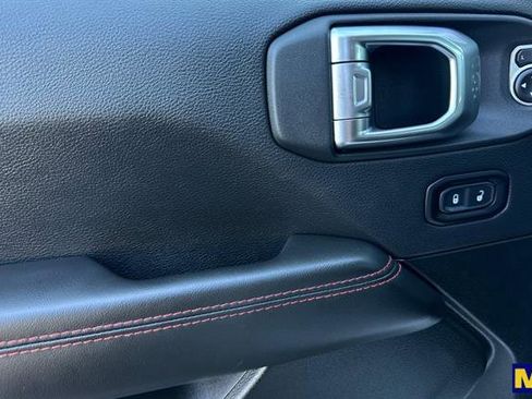 Used 2025 Jeep Wrangler Rubicon image 11