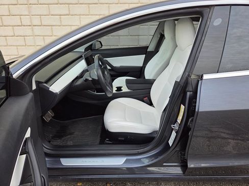 Used 2018 Tesla Model 3 Long Range image 20