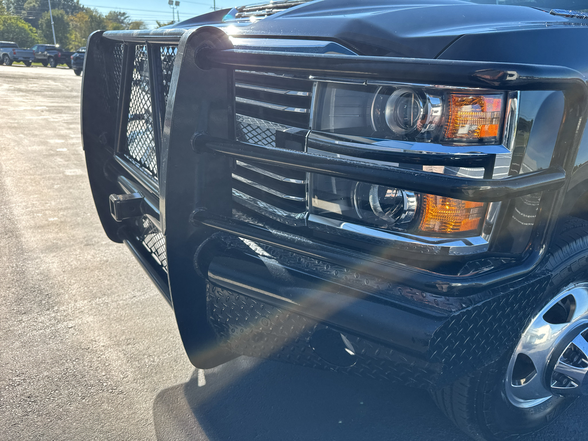 Used 2017 Chevrolet Silverado 3500 High Country w/ Duramax Plus Package AWD/4WD image 14