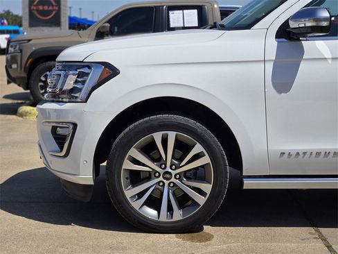 Used 2021 Ford Expedition Max Platinum image 6