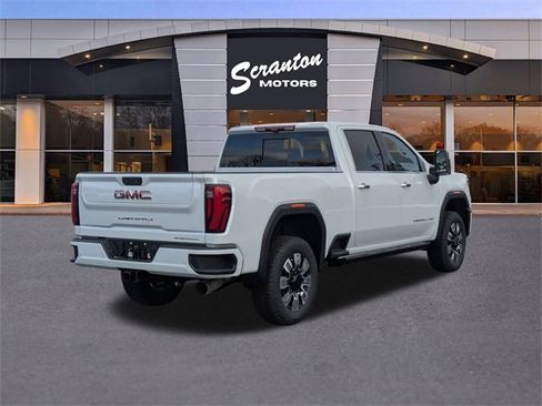New 2026 GMC Sierra 2500 Denali w/ Denali Reserve Package image 5