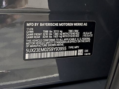 Used 2025 BMW X7 xDrive40i w/ Executive Package image 33