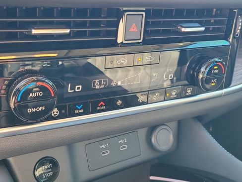 New 2026 Nissan Rogue Platinum w/ Platinum Premium Package image 31