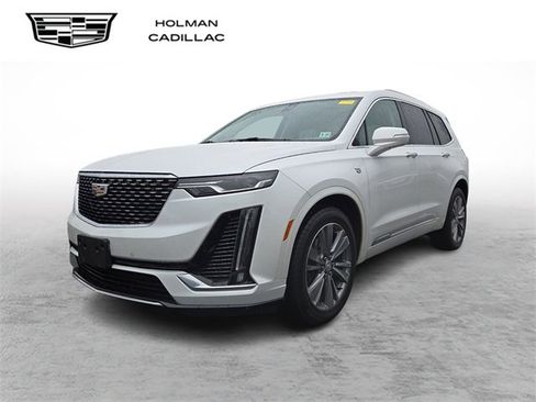 Certified 2022 Cadillac XT6 Premium Luxury image 1