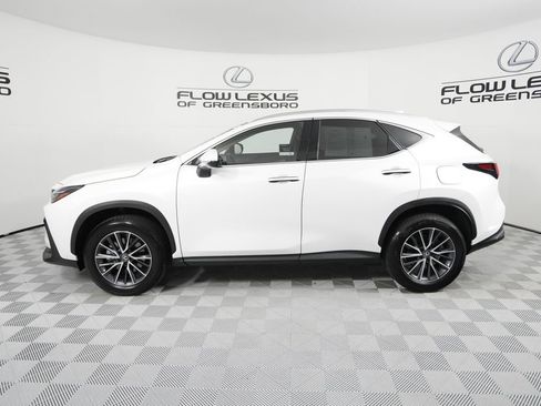 Certified 2025 Lexus NX 250 FWD w/ Premium Package image 4