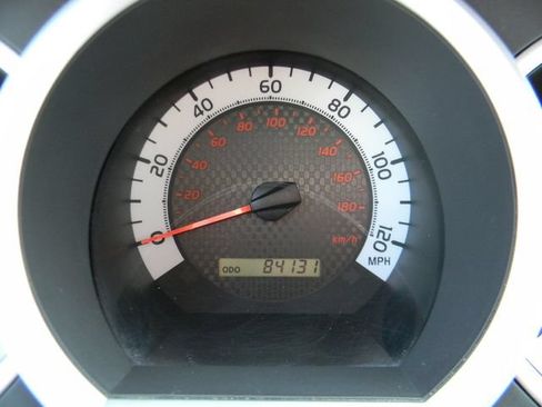 Used 2012 Toyota Tacoma 2WD Access Cab w/ Convenience Pkg image 10