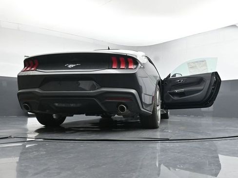 New 2026 Ford Mustang EcoBoost image 38