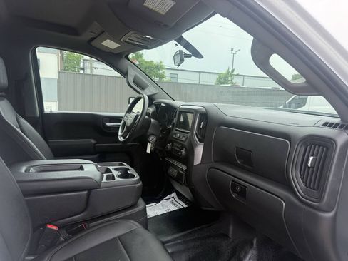 Used 2019 Chevrolet Silverado 1500 W/T w/ WT Fleet Convenience Package AWD/4WD image 9