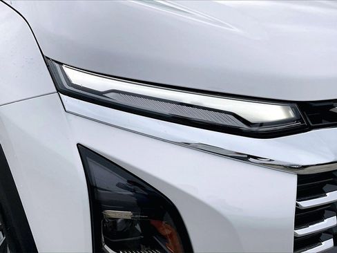 Certified 2025 Chevrolet Equinox LT w/ Safety and Technology Package image 33