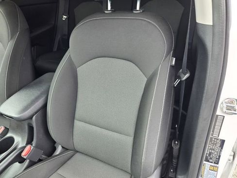 Used 2023 Kia Forte LXS w/ LXS Technology Package image 15