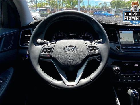 Used 2016 Hyundai Tucson Limited w/ Option Group 03 FWD image 5