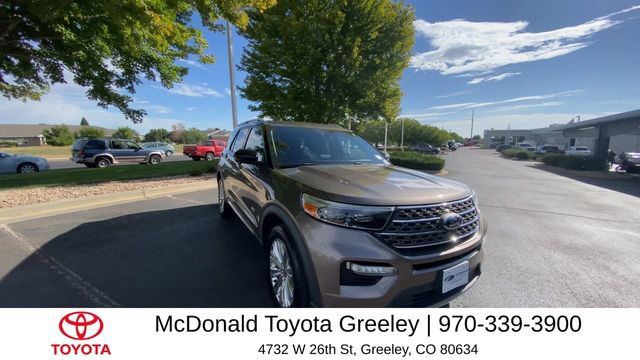 Used 2021 Ford Explorer King Ranch w/ Premium Technology Package AWD/4WD image 2