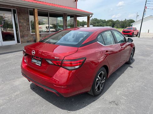 Used 2024 Nissan Sentra SV FWD image 4