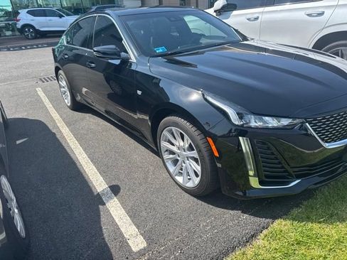 Used 2021 Cadillac CT5 Luxury w/ Sun And Sound Package AWD/4WD image 4