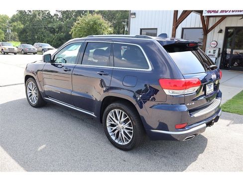 Used 2018 Jeep Grand Cherokee Summit w/ Platinum Series Group AWD/4WD image 3