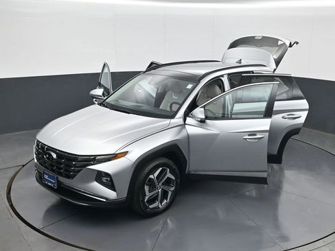 Used 2024 Hyundai Tucson Limited image 30