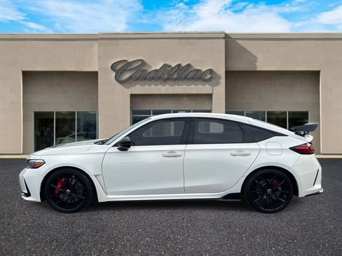Used 2025 Honda Civic Type R image 6