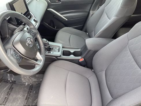 Certified 2026 Toyota Corolla Cross LE w/ Moonroof Package FWD image 23