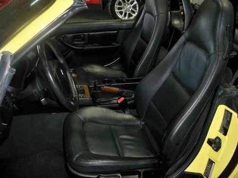 Used 2001 BMW Z3 2.5i image 8