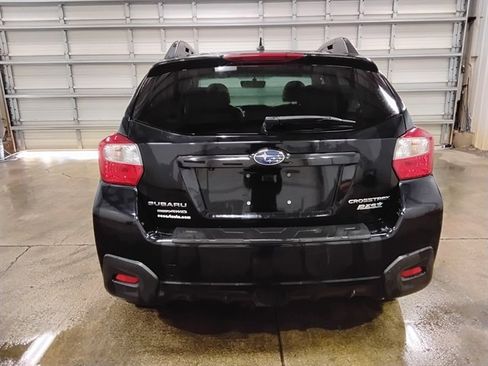 Used 2017 Subaru Crosstrek 2.0i Premium w/ Popular Package #1 AWD/4WD image 8