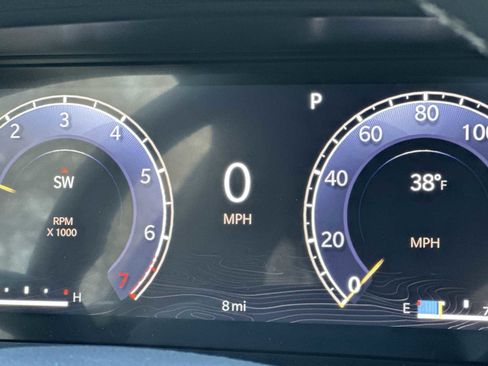 New 2025 Jeep Grand Cherokee Limited w/ Black Appearance Package image 10